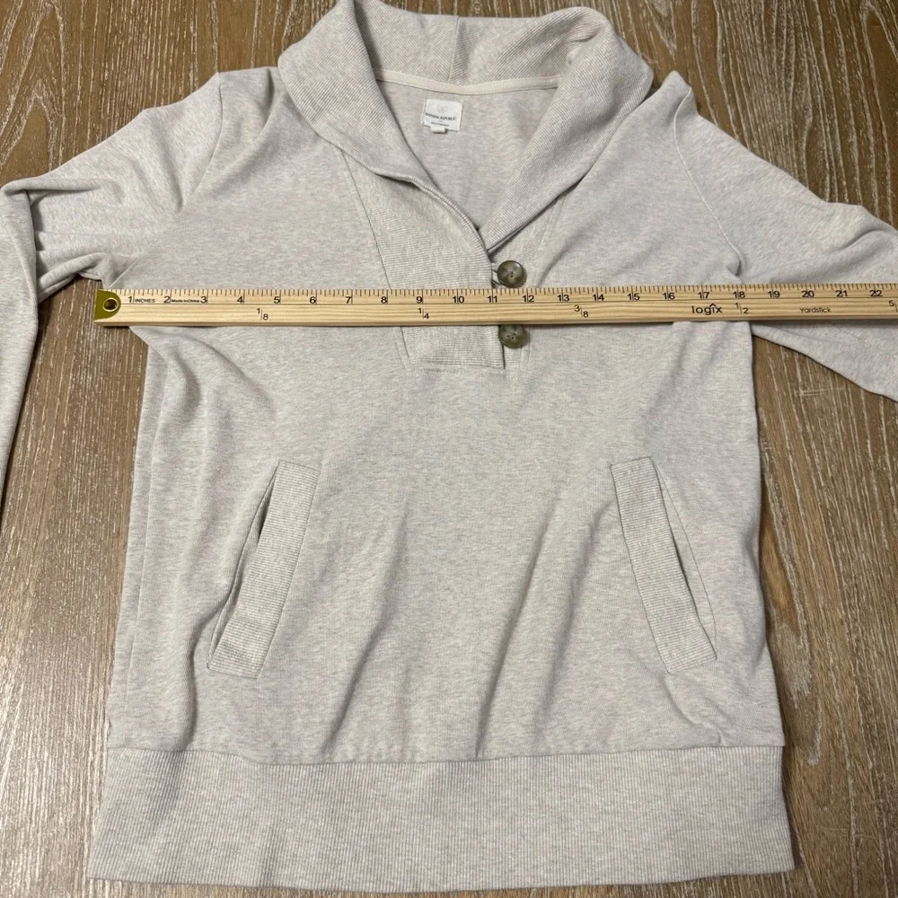 Banana Republic Factory Luxe Pullover Womens Medium Oatmeal Heather Shawl Collar
